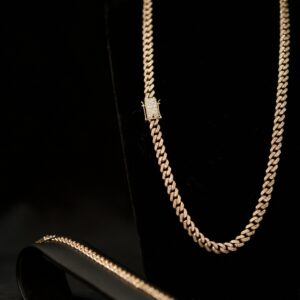 Cadenas hombre